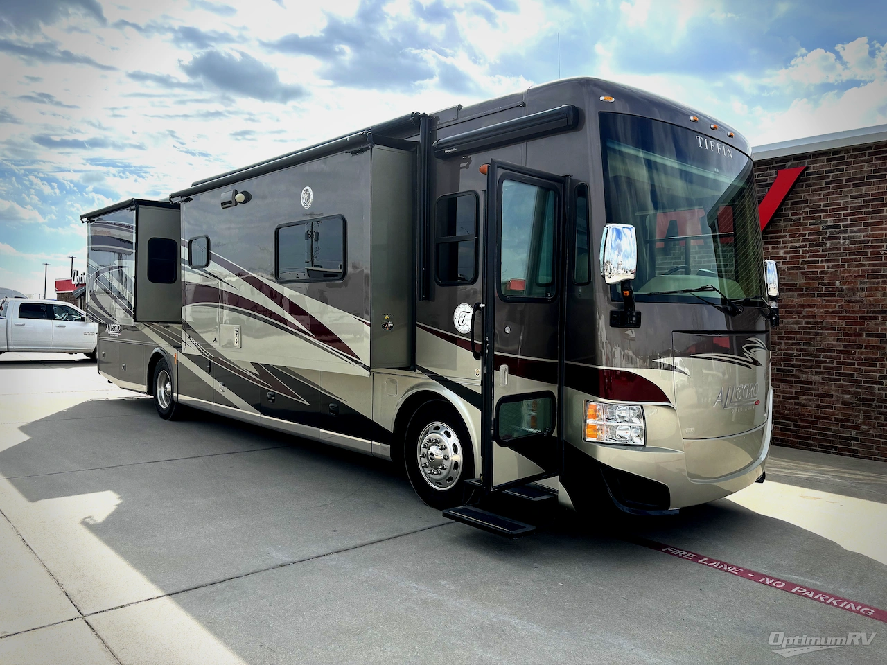 2013 Tiffin Allegro RED 38 QRA Photo 1