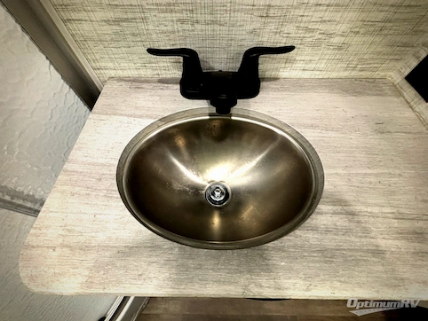 2025 Entegra Odyssey 31F RV Photo 4