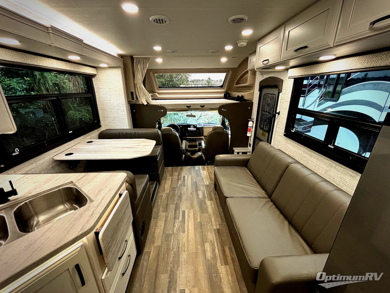 2025 Entegra Odyssey 31F Photo 5