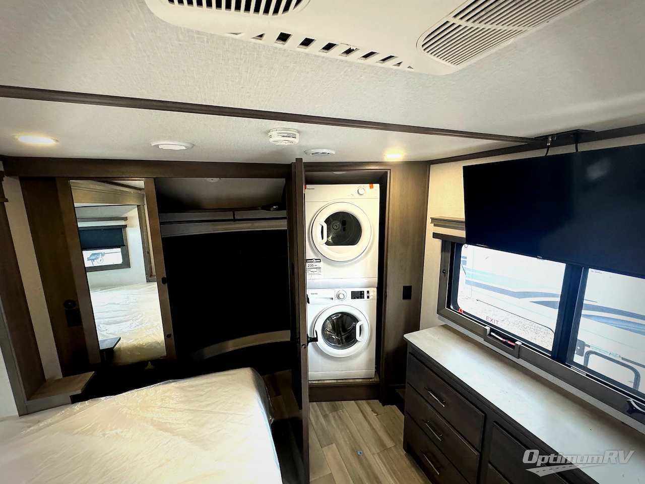 2024 Grand Design Solitude 310GK Photo 11