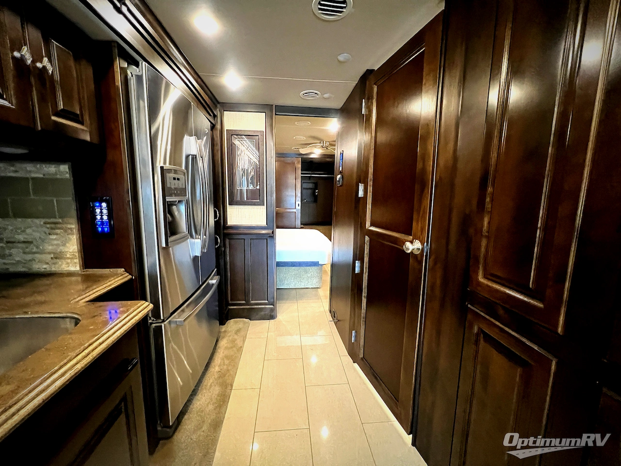 2016 Tiffin Phaeton 40AH Photo 17