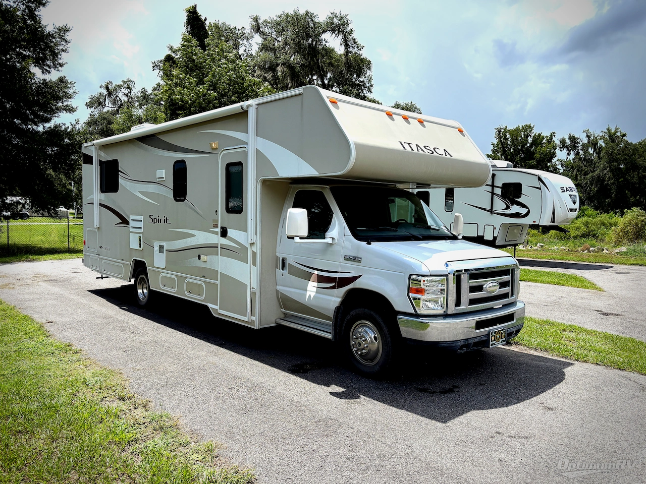2015 Itasca Spirit 27Q Photo 1