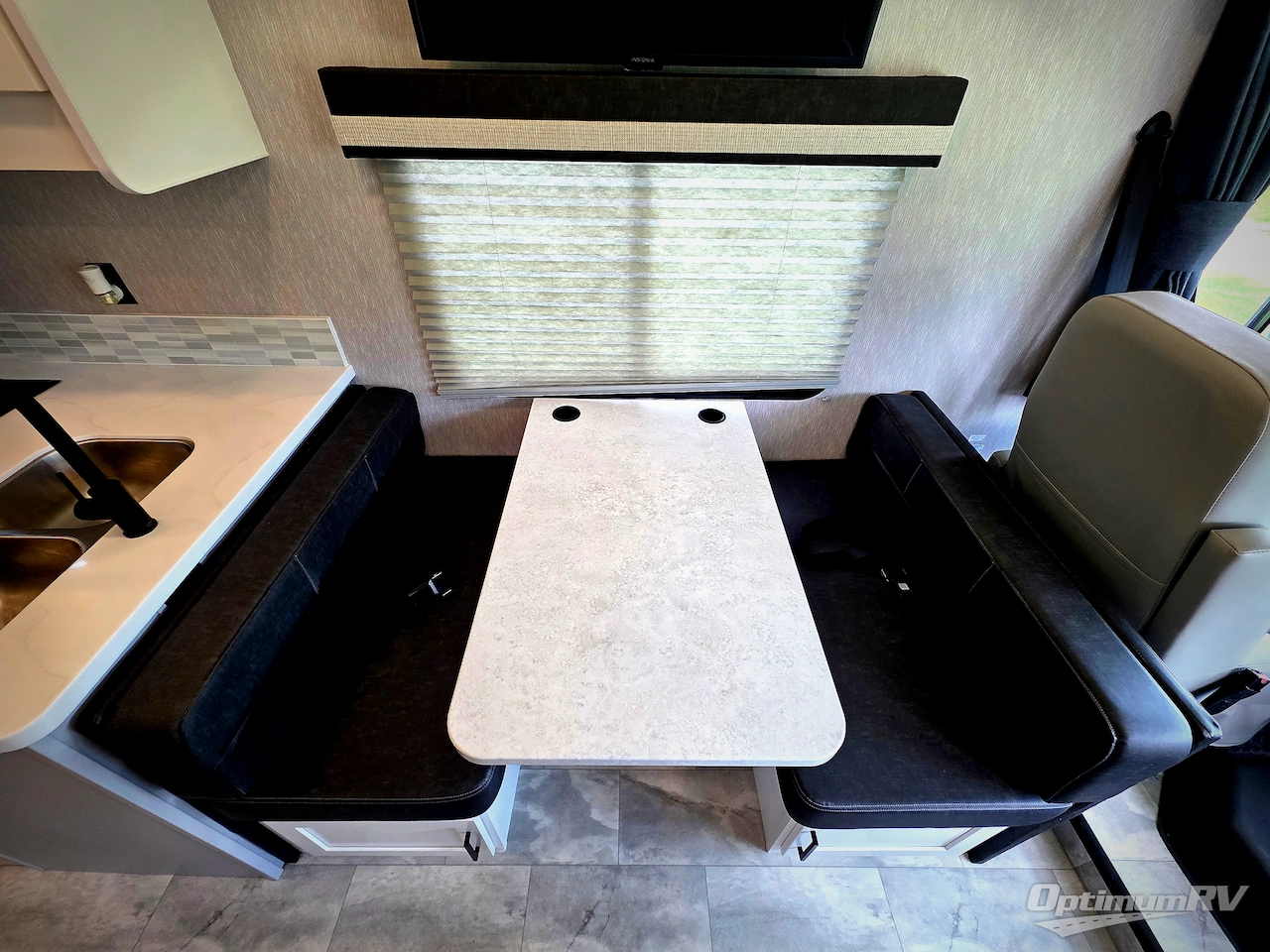 2023 Coachmen Pursuit 27XPS Photo 8