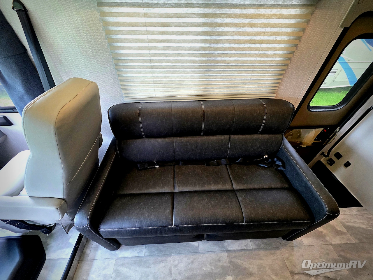 2023 Coachmen Pursuit 27XPS Photo 10