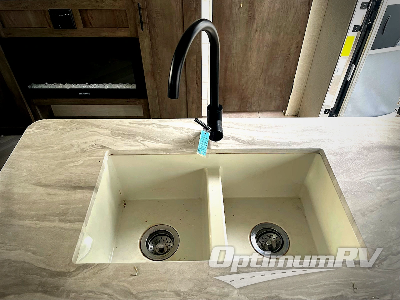 2022 Forest River Wildwood X-Lite 263BHXL Photo 9