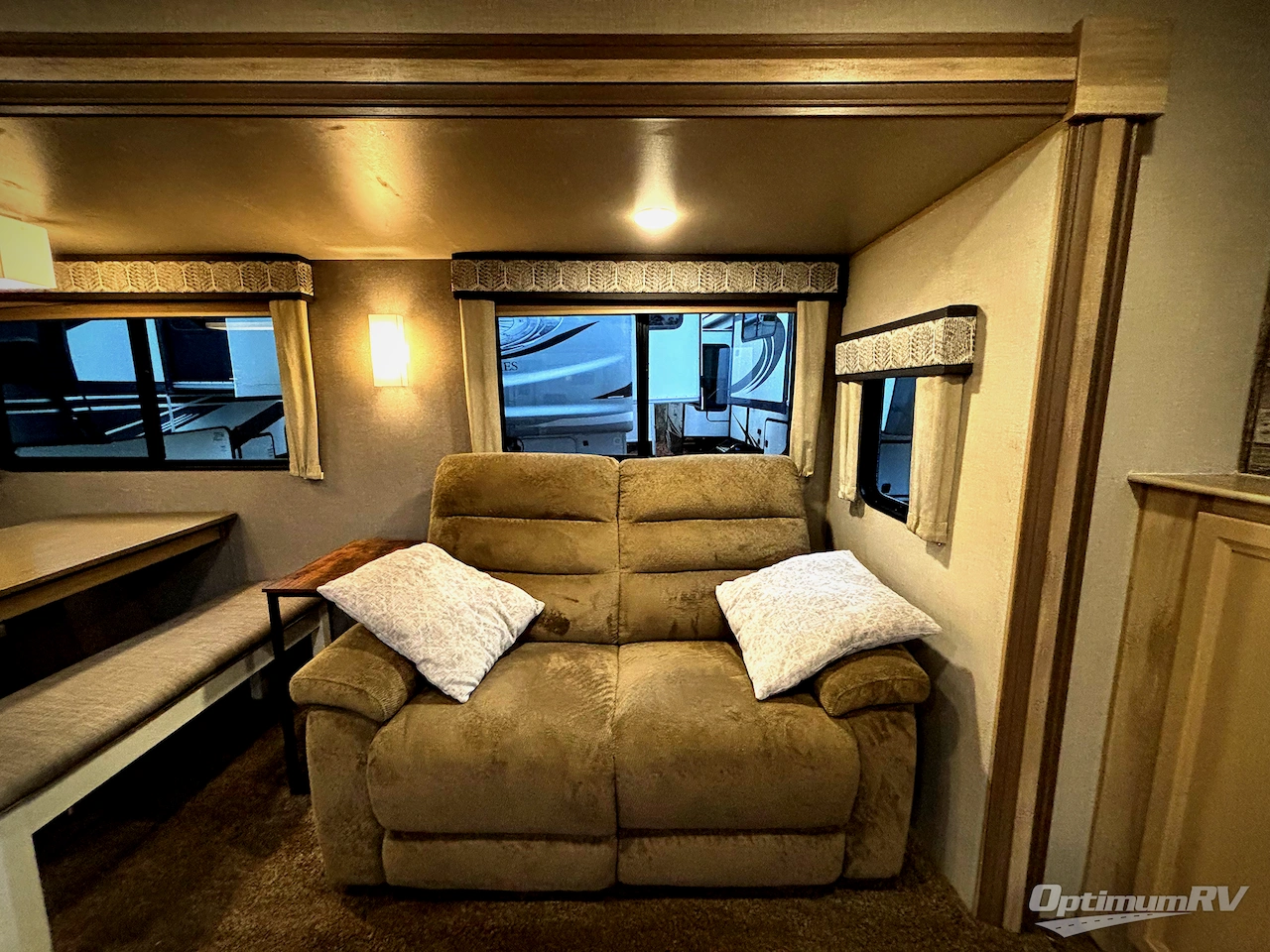 2021 Coachmen Catalina Legacy 303 RKDS Photo 11