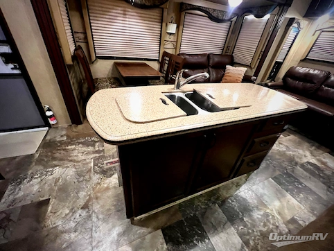 2015 Jayco Eagle Premier 321RLTS RV Photo 3
