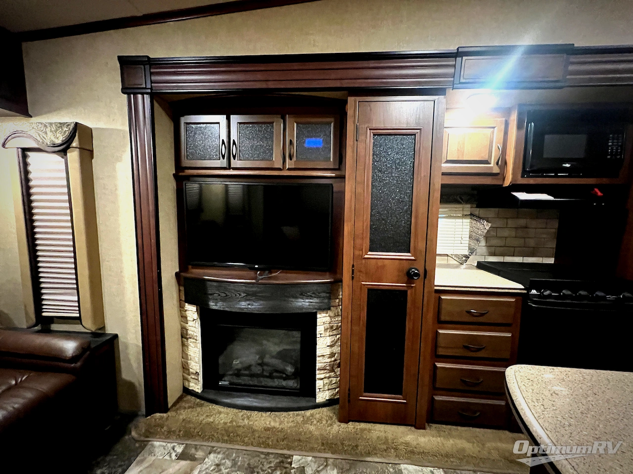 2015 Jayco Eagle Premier 321RLTS Photo 7