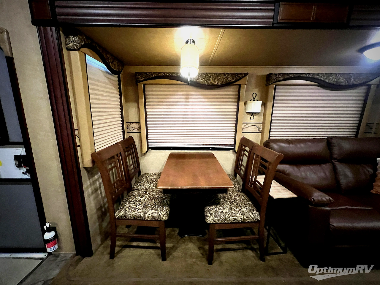 2015 Jayco Eagle Premier 321RLTS Photo 9