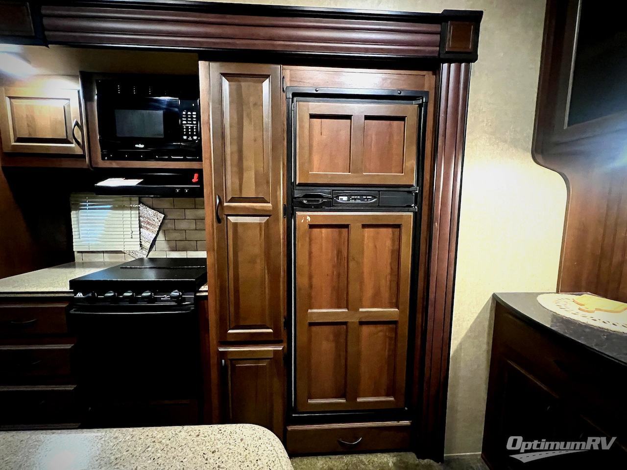 2015 Jayco Eagle Premier 321RLTS Photo 13