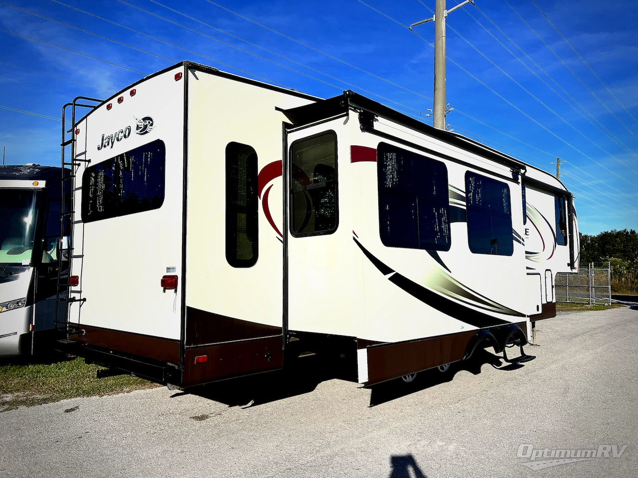 2015 Jayco Eagle Premier 321RLTS Photo 3