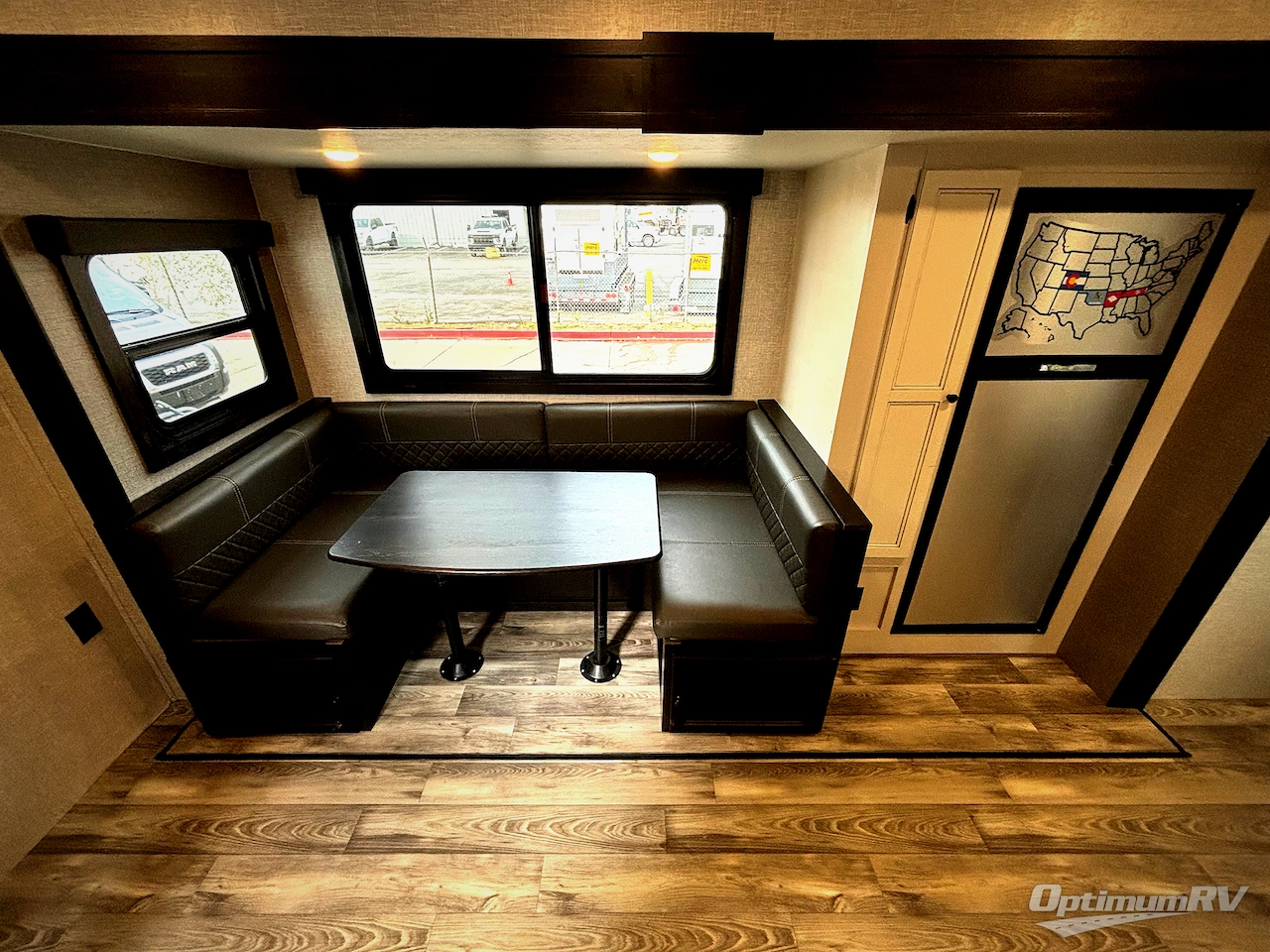 2023 Highland Ridge Range Lite 241BH Photo 5