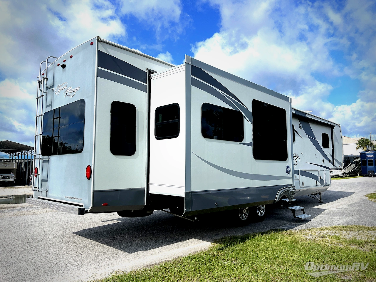 2018 Highland Ridge Open Range OF371MBH Photo 3