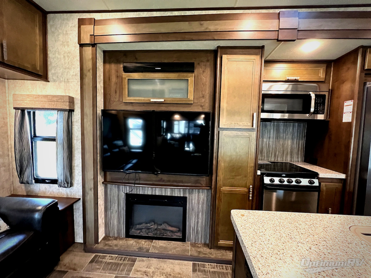 2018 Highland Ridge Open Range OF371MBH Photo 7