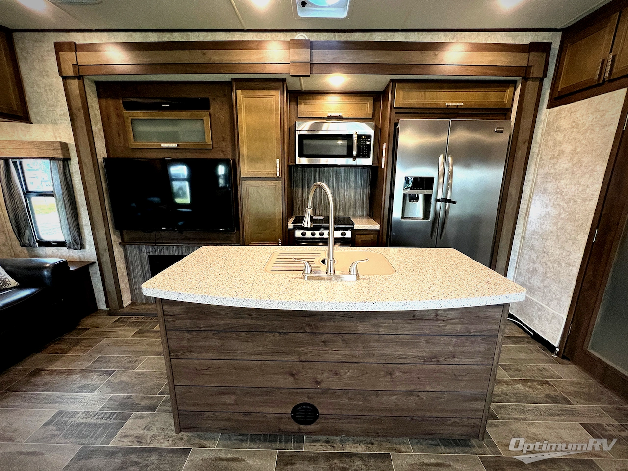 2018 Highland Ridge Open Range OF371MBH Photo 10