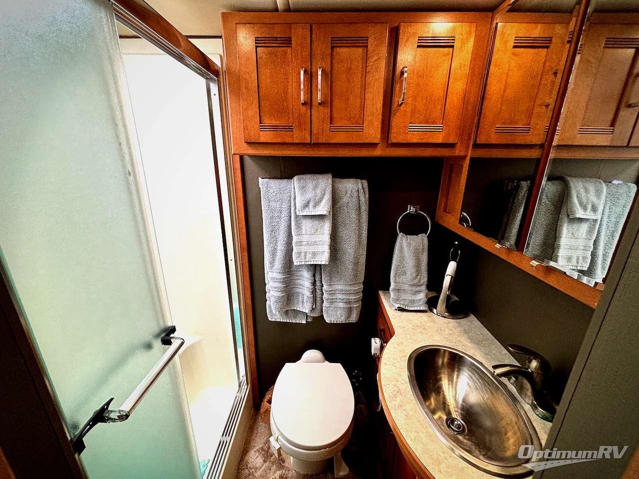 2017 Winnebago Forza 34T Photo 14