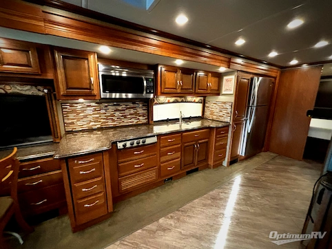 2017 Fleetwood Pace Arrow LXE 38F RV Photo 3