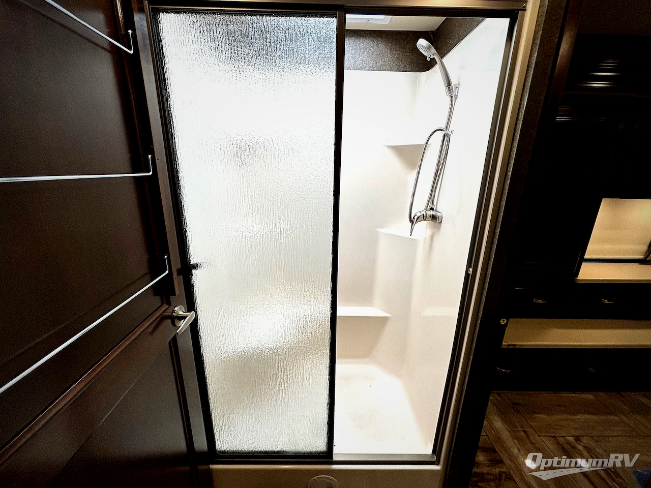 2017 Thor Venetian G36 Photo 17