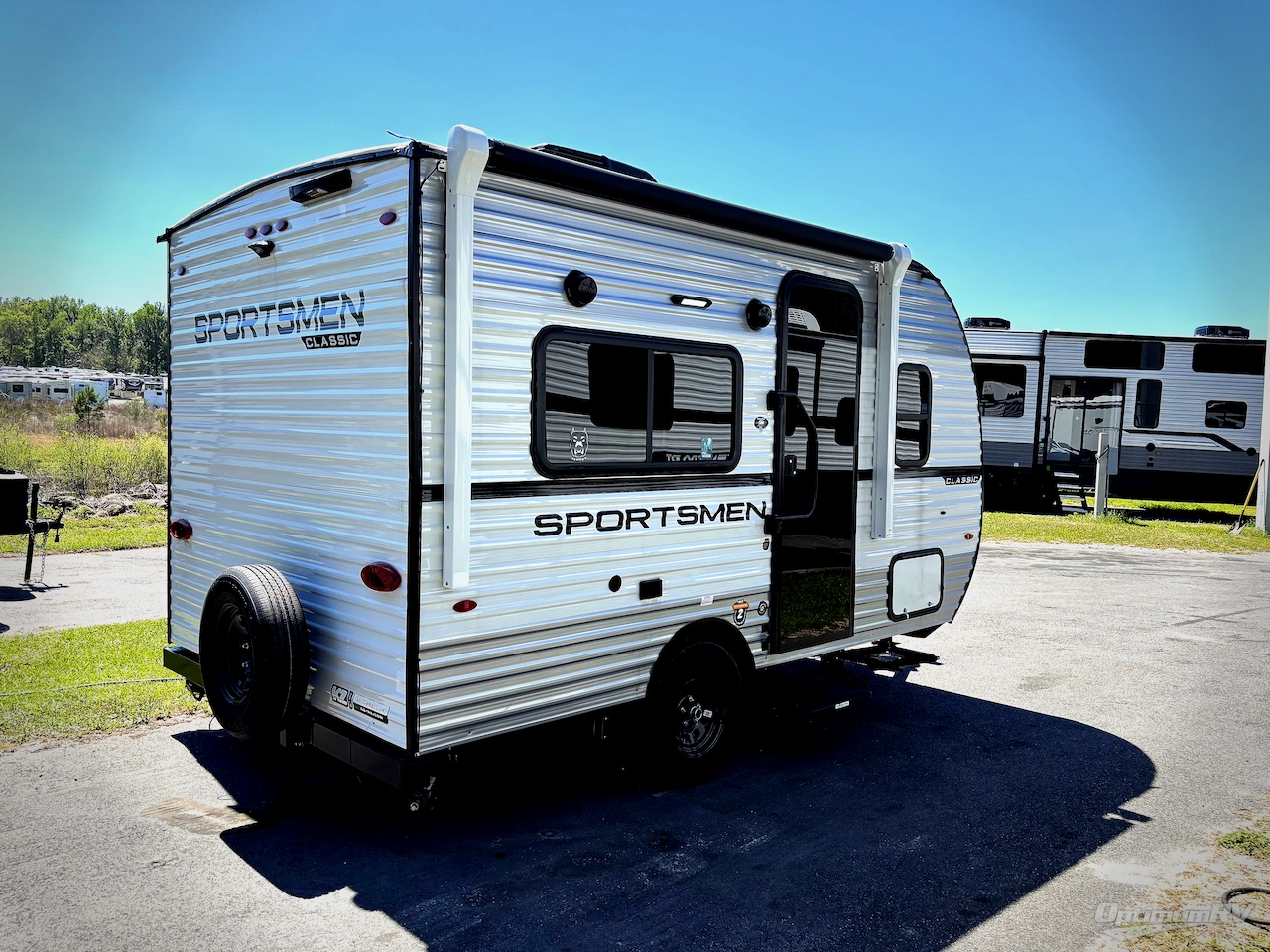 2026 KZ SPORTSMEN CLASSIC 130RB Photo 2