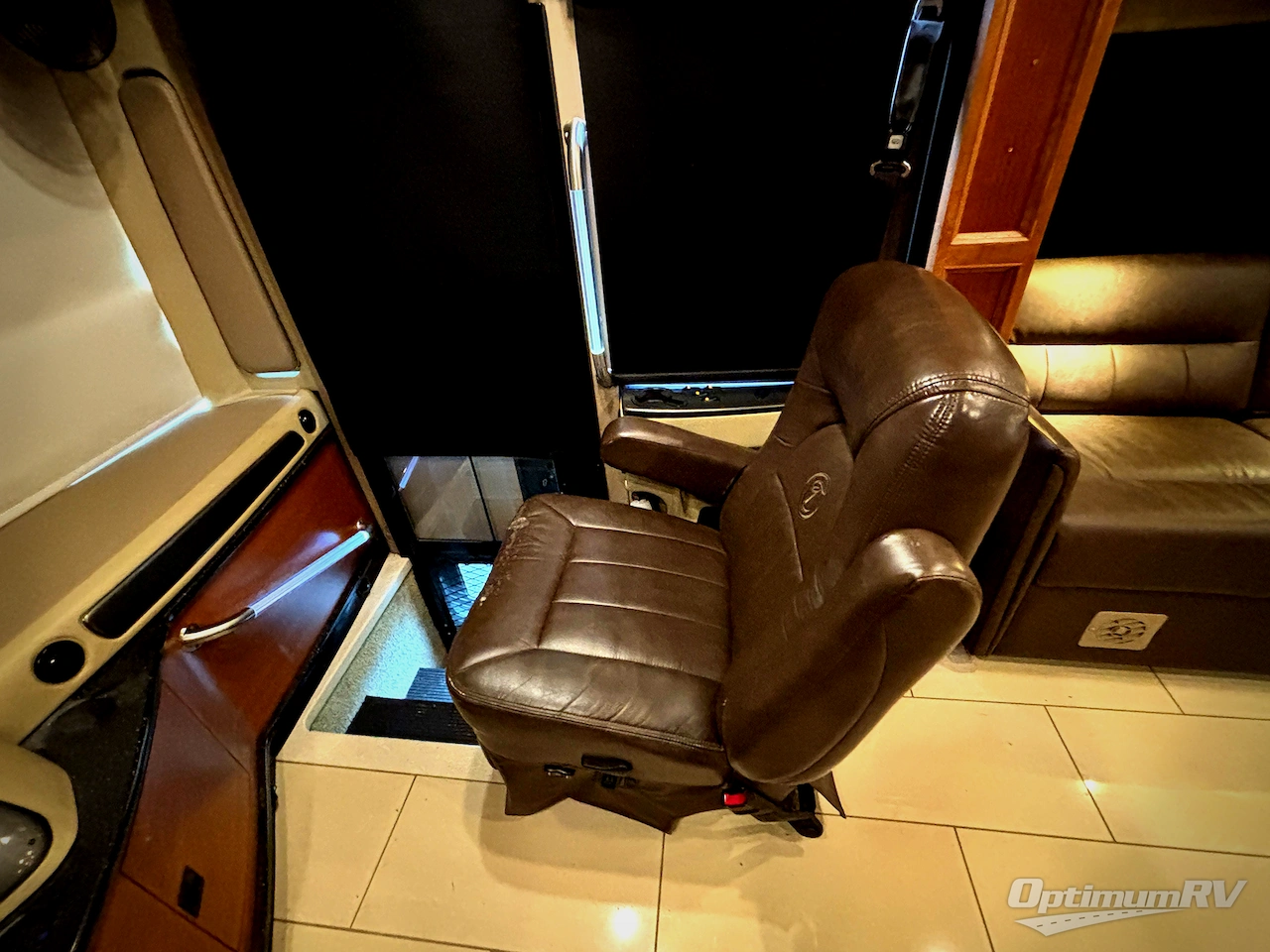 2017 Tiffin Allegro RED 38 QBA Photo 9