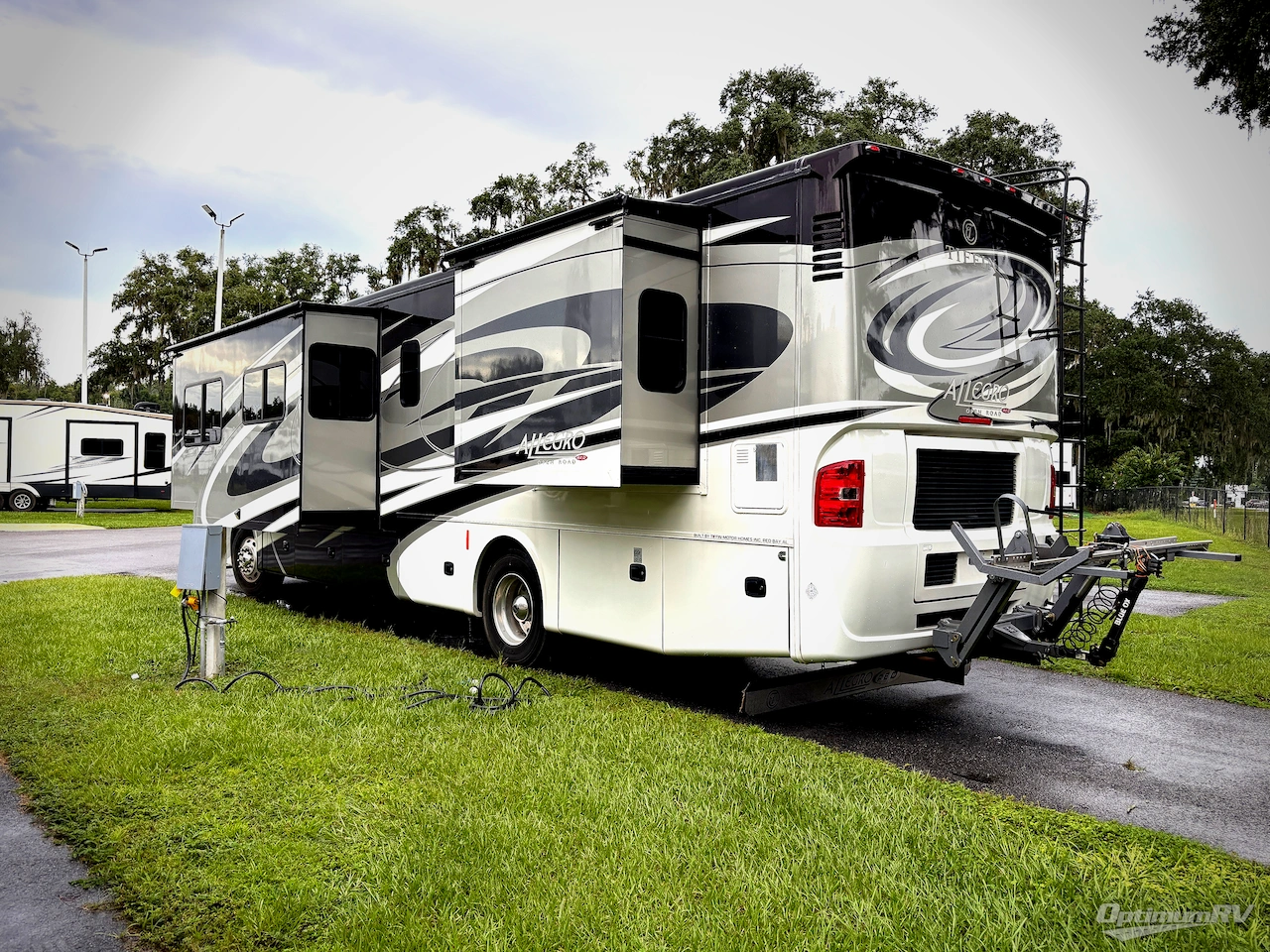2017 Tiffin Allegro RED 38 QBA Photo 3