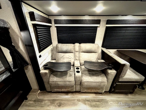 2021 Jayco Jay Feather 27BHB RV Photo 3