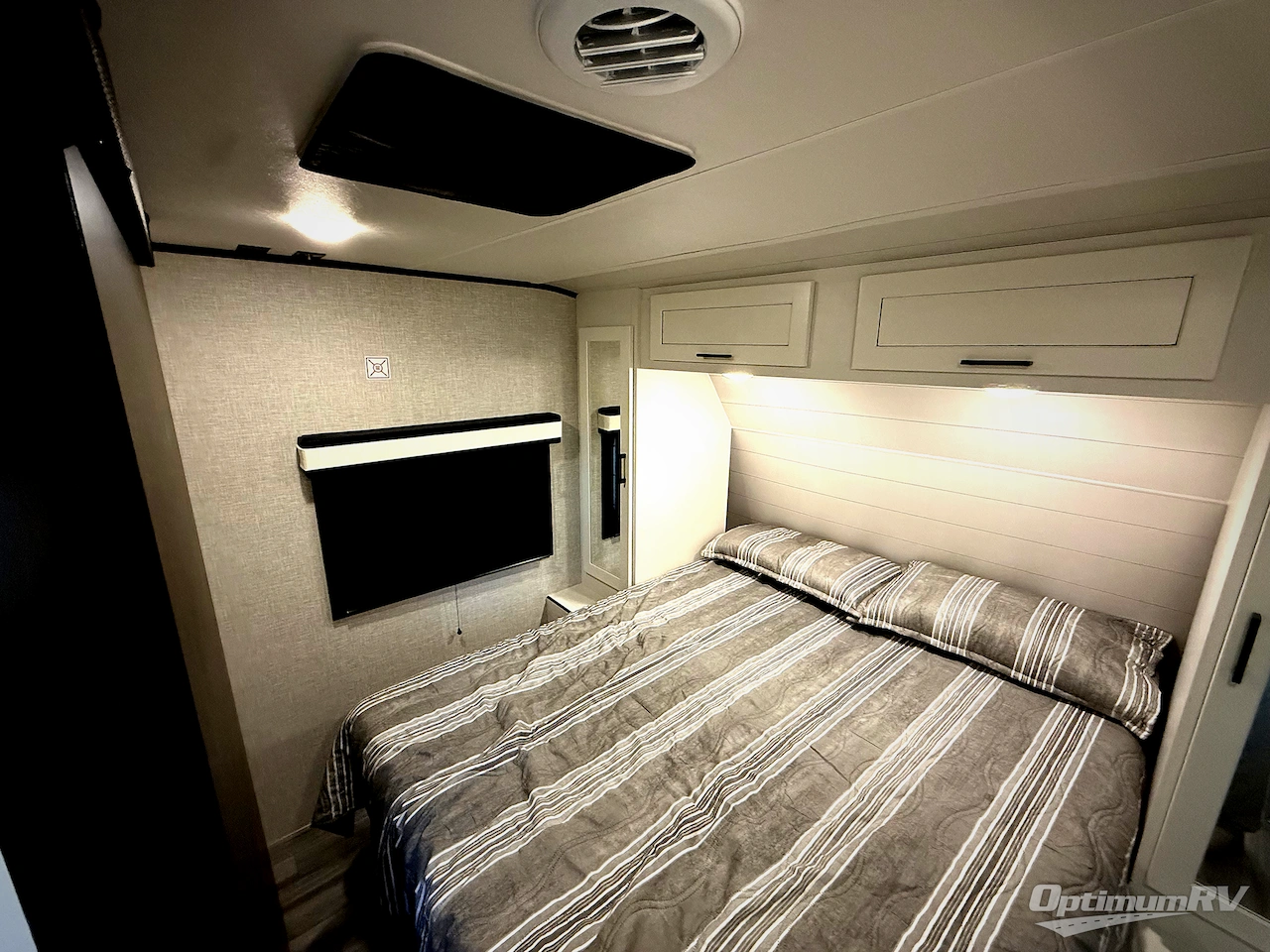 2024 Jayco Jay Feather 27BHB Photo 9