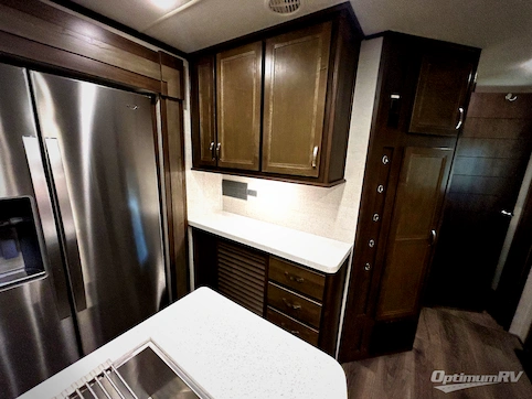 2020 Highland Ridge Mesa Ridge MR328BHS RV Photo 3