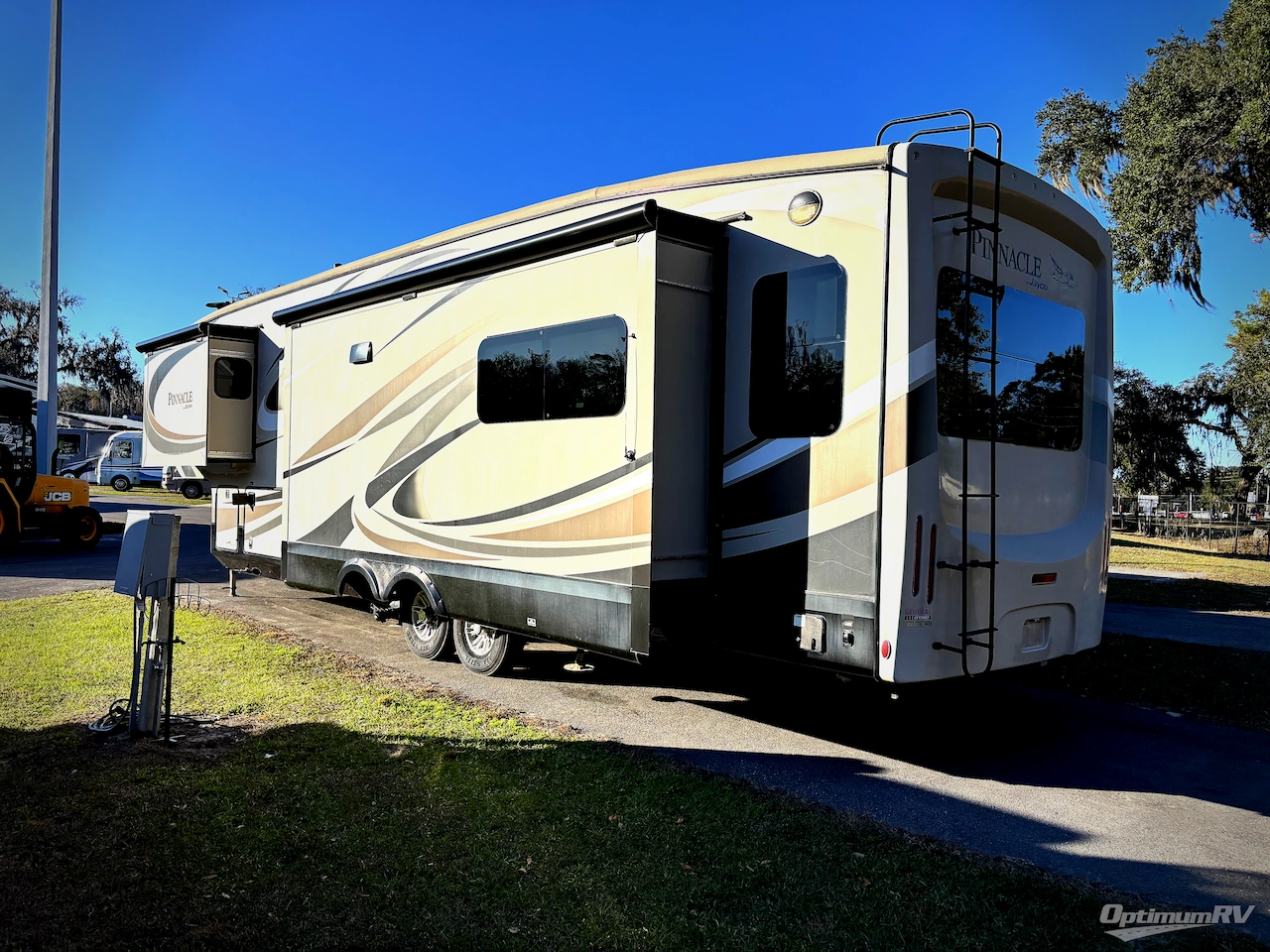 2017 Jayco Pinnacle 36KPTS Photo 3