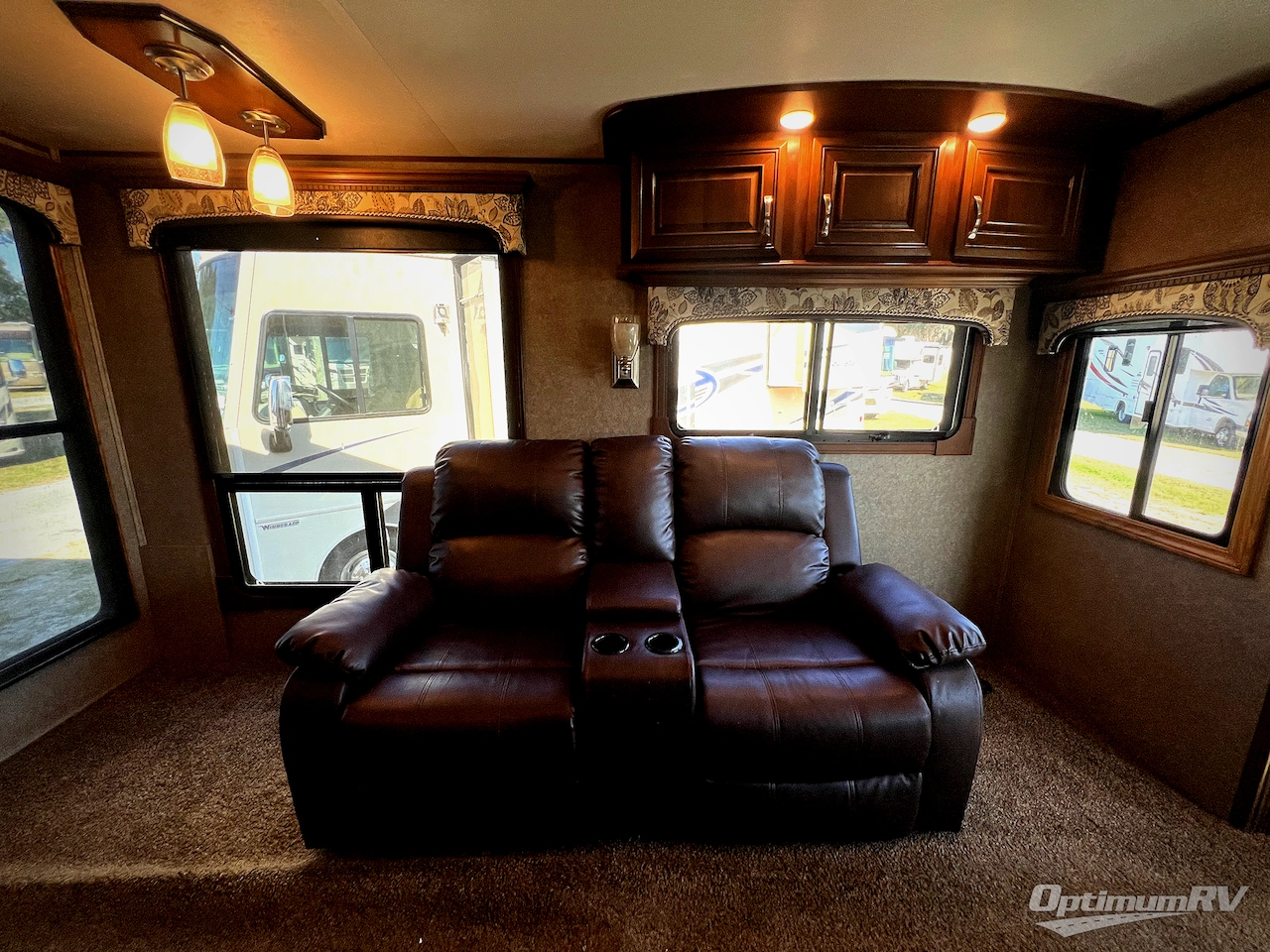 2017 Jayco Pinnacle 36FBTS Photo 7