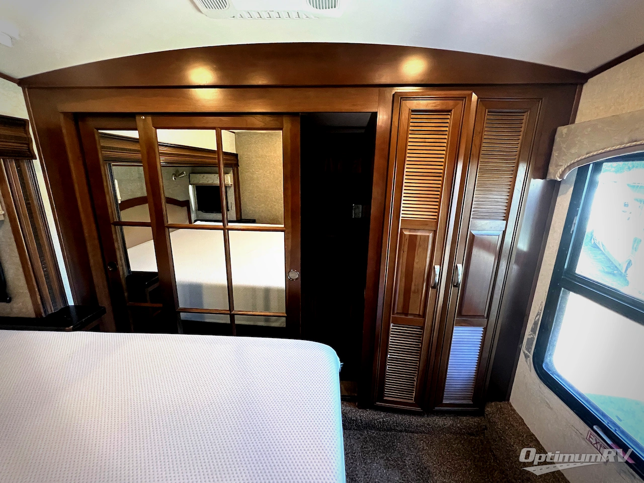 2017 Jayco Pinnacle 36FBTS Photo 12