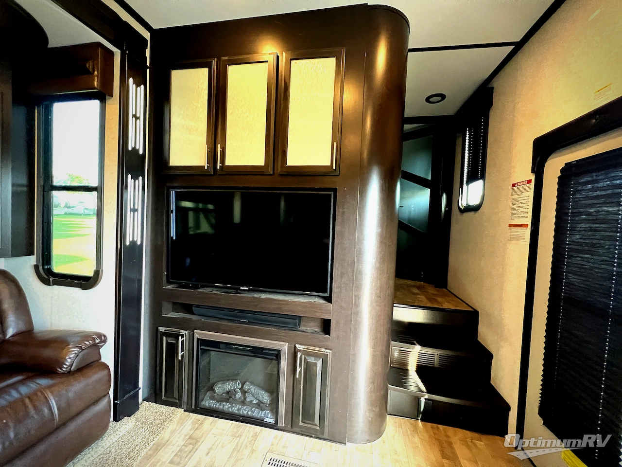 2017 Jayco Seismic 4212 Photo 7