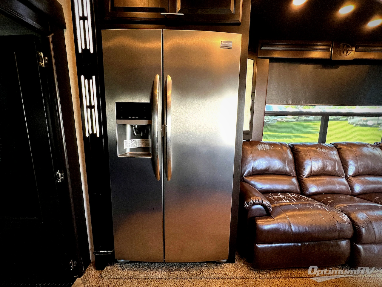 2017 Jayco Seismic 4212 Photo 12