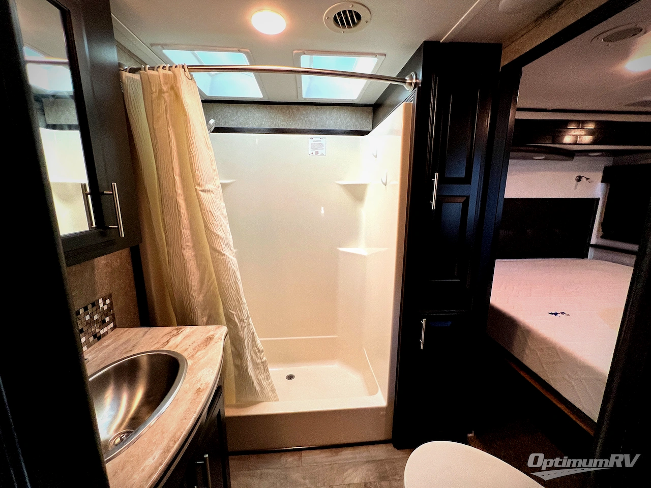 2017 Jayco Seismic 4212 Photo 22