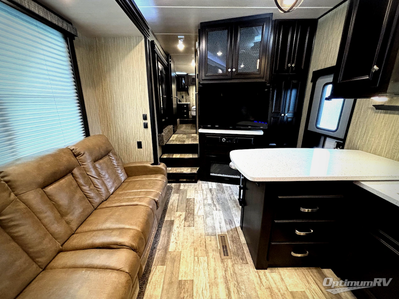 2019 Heartland Gravity GR3772 Photo 5