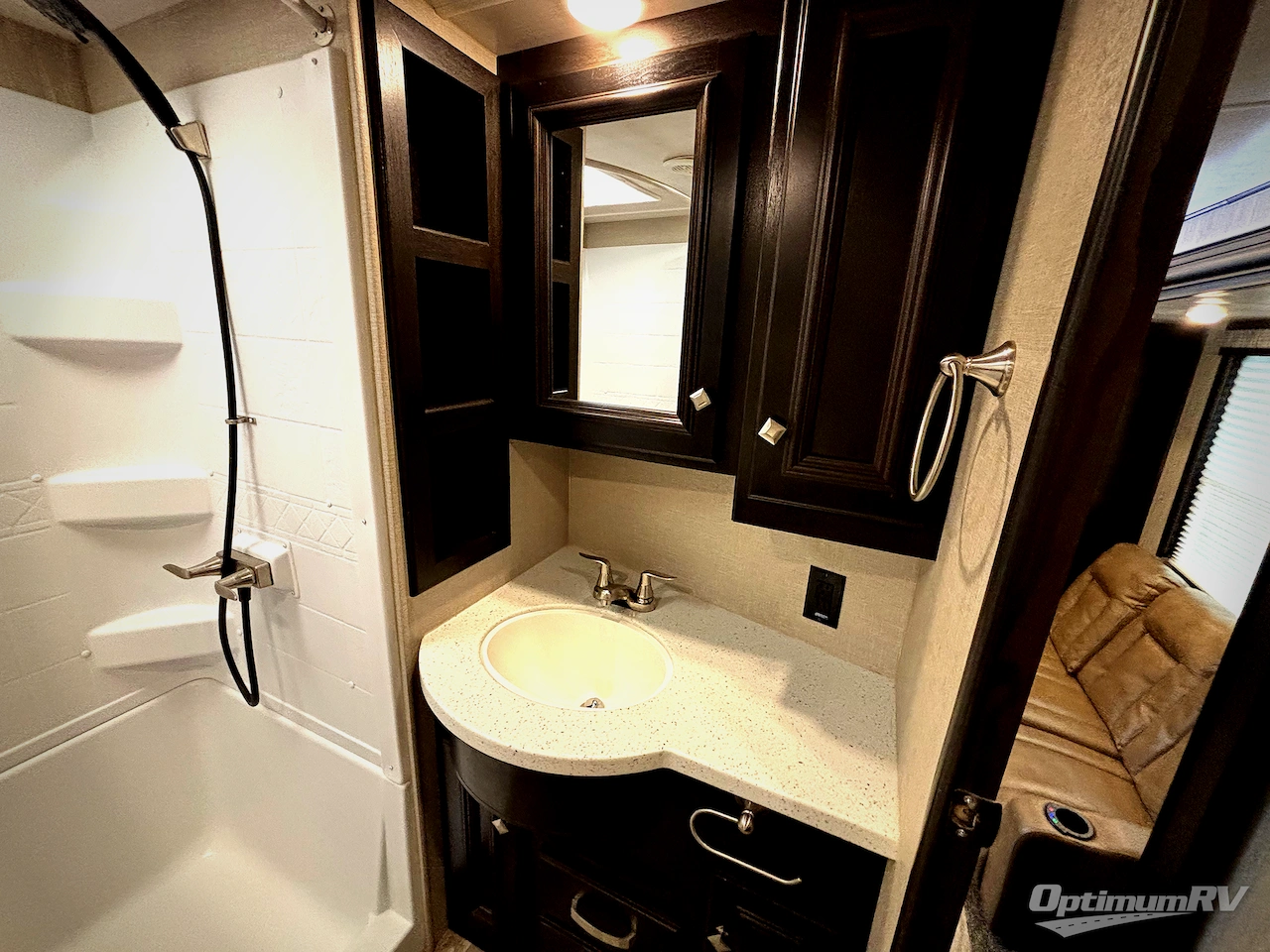 2019 Heartland Gravity GR3772 Photo 12