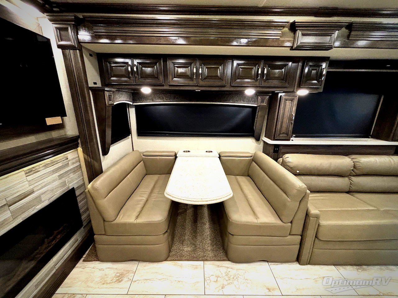 2019 Holiday Rambler Endeavor 38W Photo 14