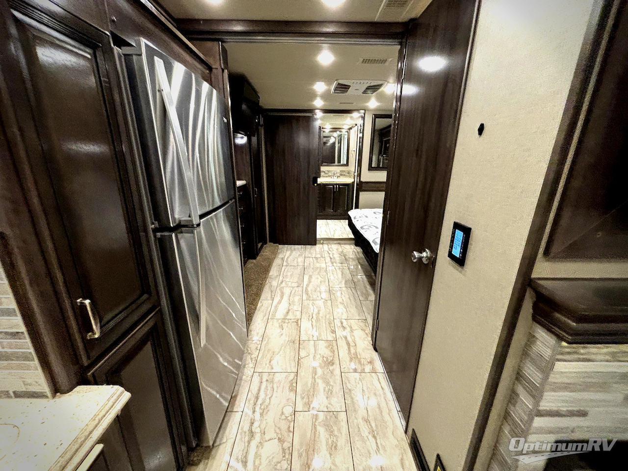 2019 Holiday Rambler Endeavor 38W Photo 16