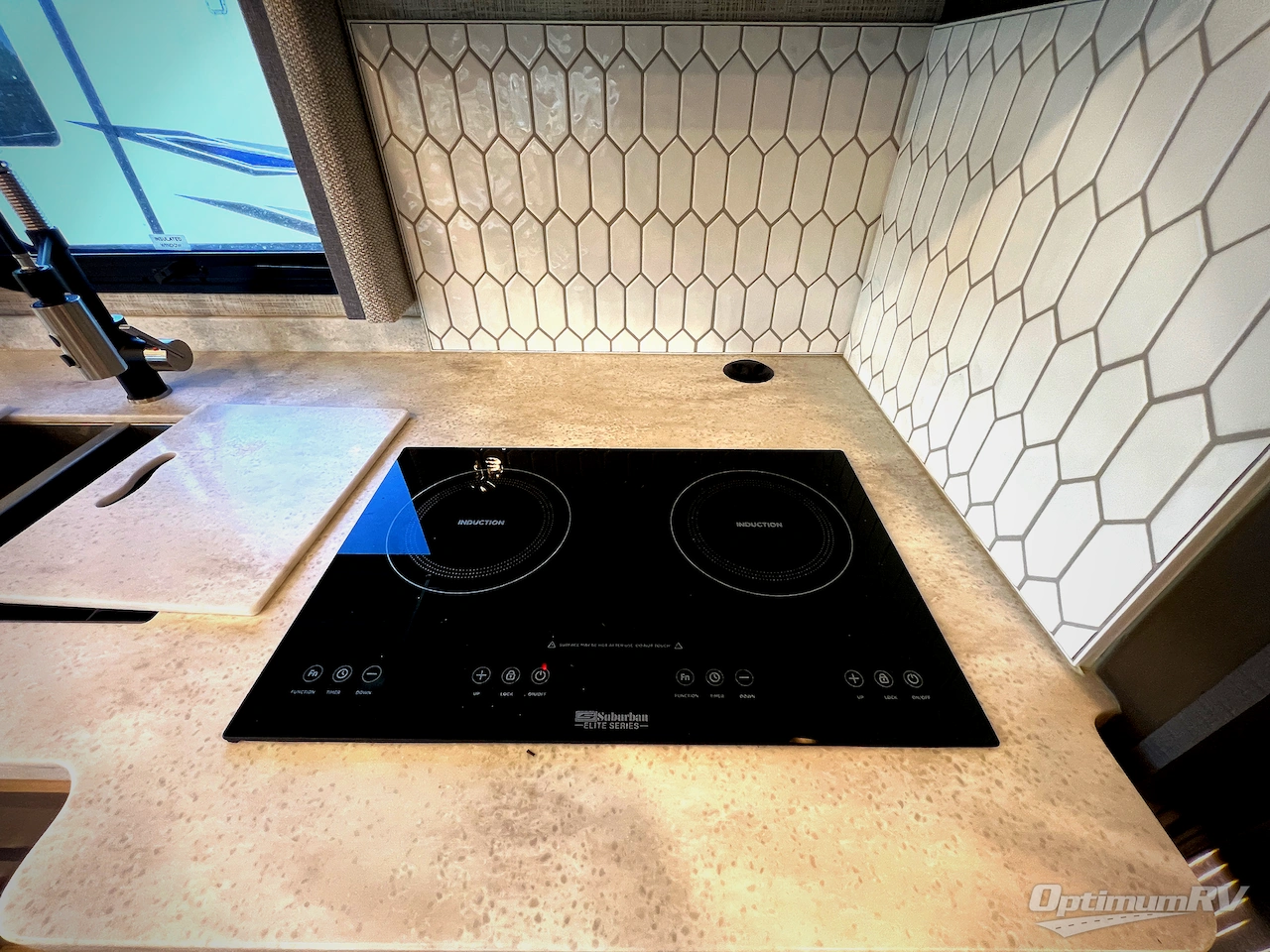 2023 Thor Aria 3901 Photo 13