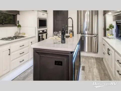 2024 DRV Luxury Suites Mobile Suites MS 41FKMB RV Photo 4