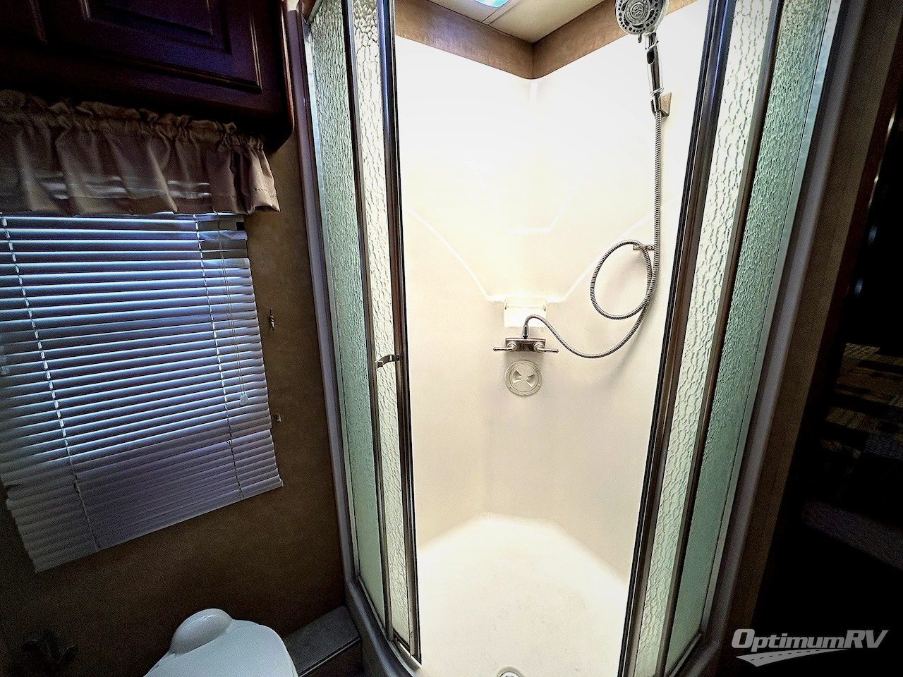 2014 Coachmen Sportscoach Cross Country 385DS Photo 16