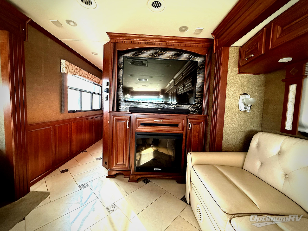 2014 Forest River Charleston 430FK Photo 9