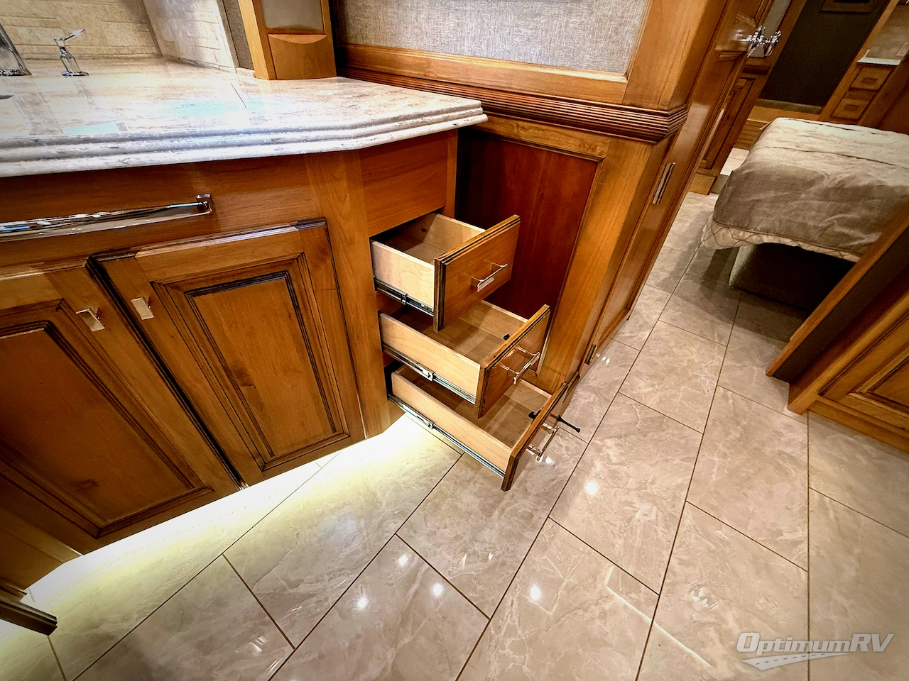 2019 Tiffin Phaeton 40QBH Photo 19