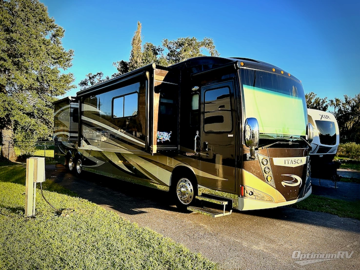2013 Itasca Ellipse 42QD RV Photo 1