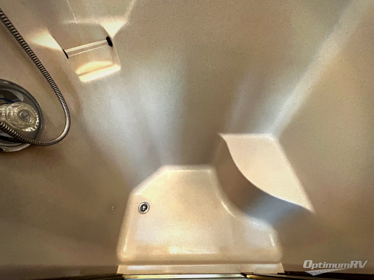2013 Itasca Ellipse 42QD Photo 23