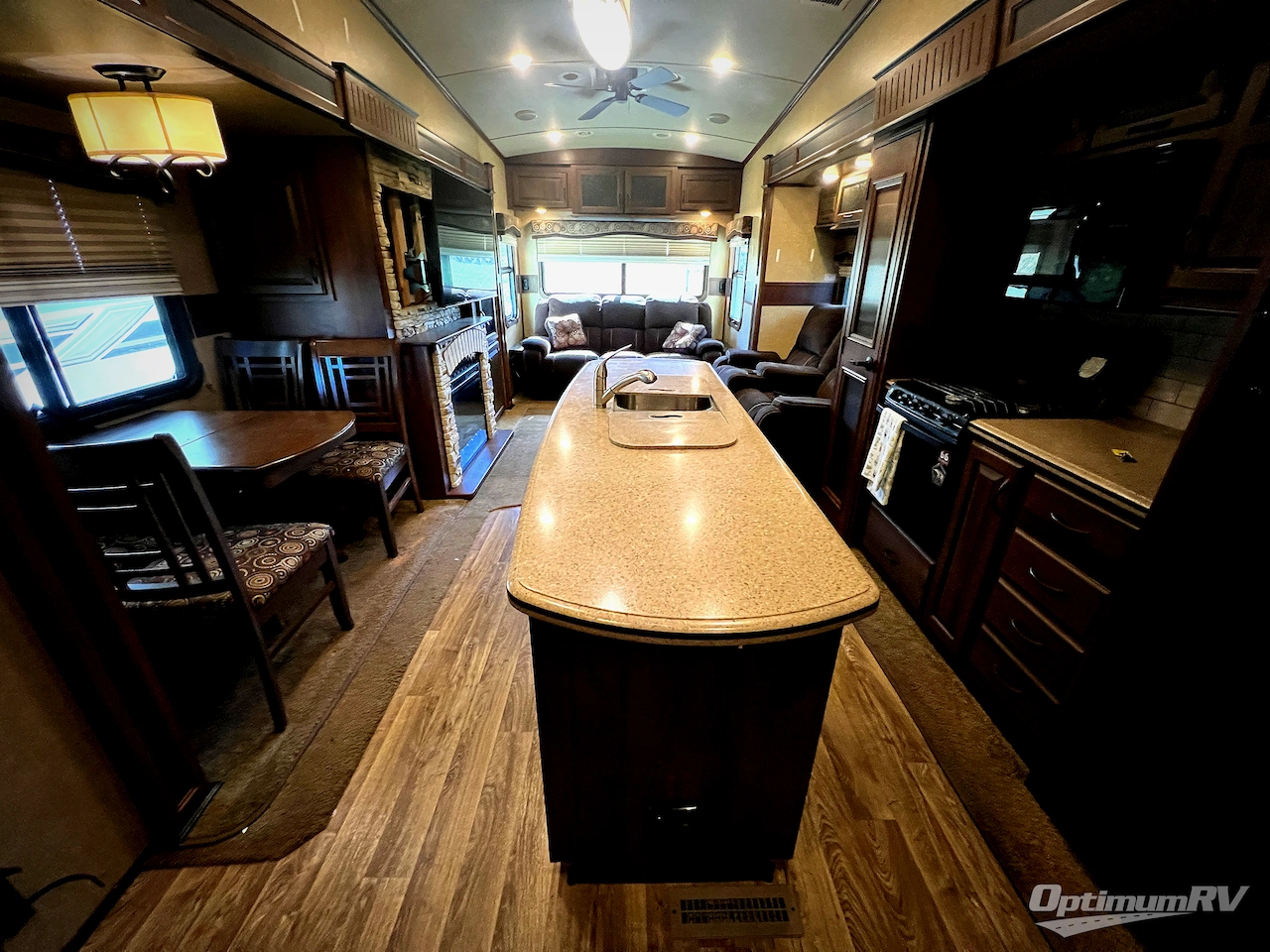 2015 Jayco Eagle Premier 351RSTS Photo 4