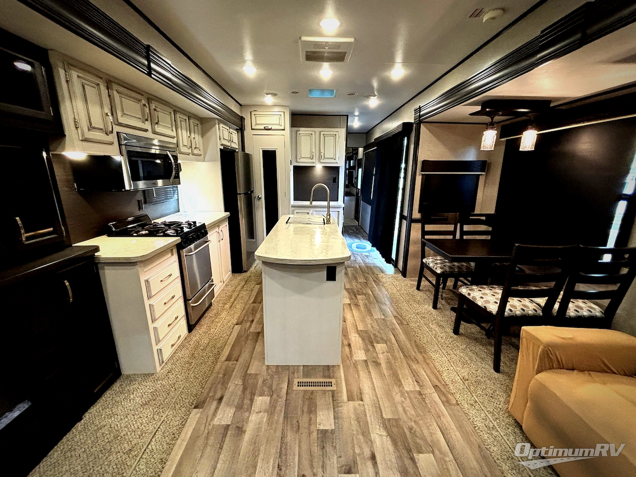 2019 Jayco Jay Flight Bungalow 40RLTS Photo 5