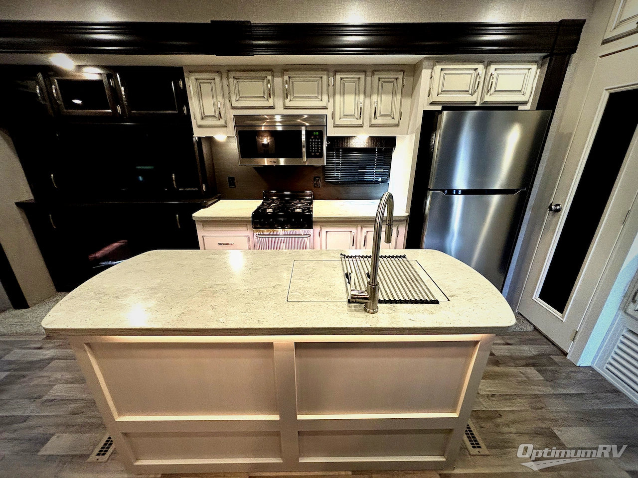 2019 Jayco Jay Flight Bungalow 40RLTS Photo 6