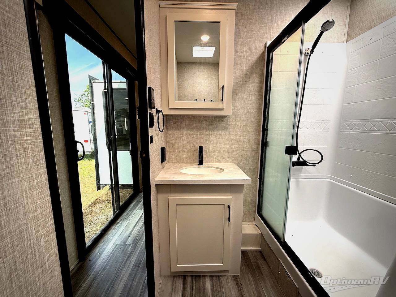 2024 Jayco Jay Flight Bungalow 40RLTS Photo 9