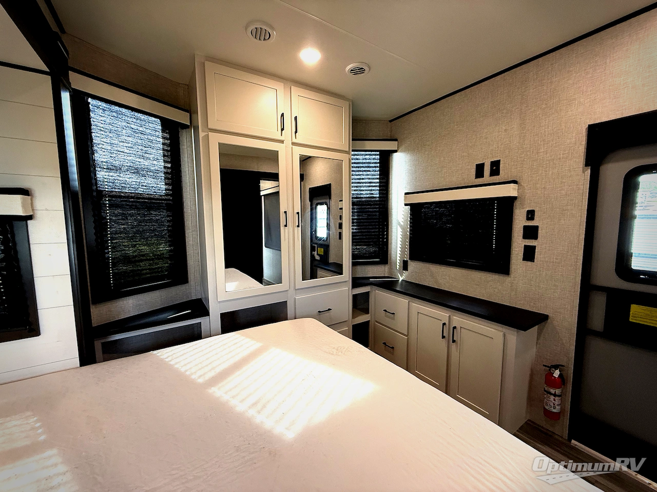 2024 Jayco Jay Flight Bungalow 40RLTS Photo 13